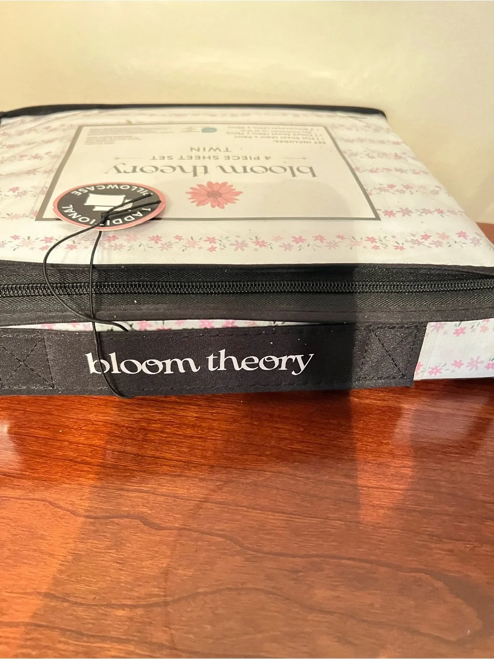 Bloom Theory 4 Piece Floral Twin Sized Sheet Set Pink Flowers 100% Microfiber